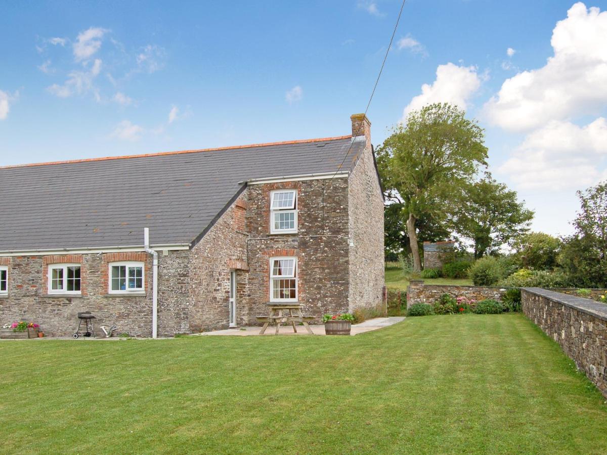 B&B Saint Issey - Cherry Cottage - 26913 - Bed and Breakfast Saint Issey