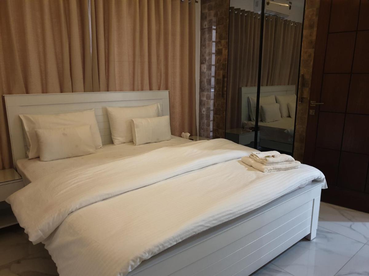 Deluxe Double Room with Bath