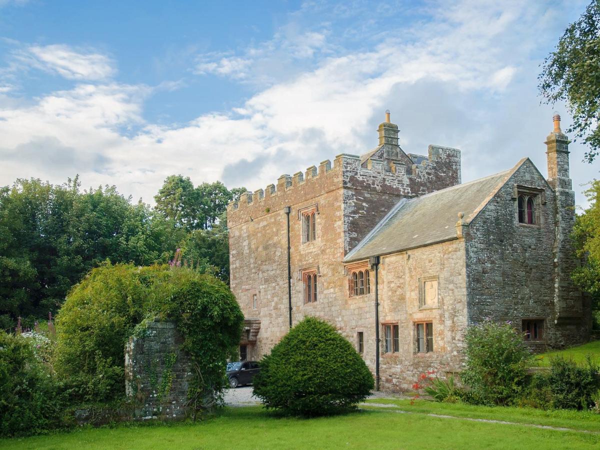 B&B Mealsgate - Whitehall Pele Tower - Bed and Breakfast Mealsgate