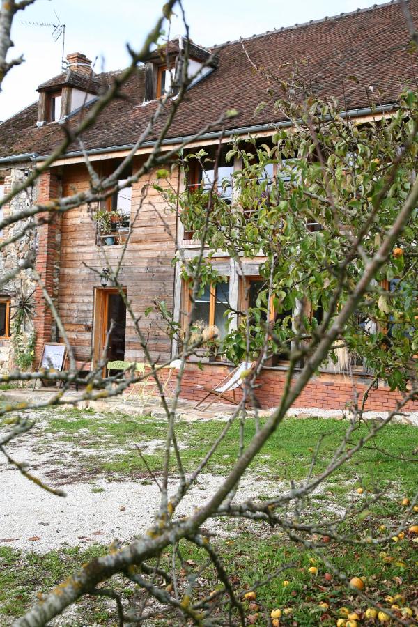 La Grange aux Loirs B&B - Ferienwohnung Courtioux