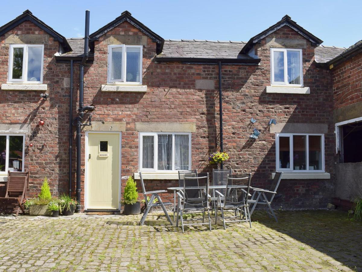 B&B Burscough - The Granary - Bed and Breakfast Burscough