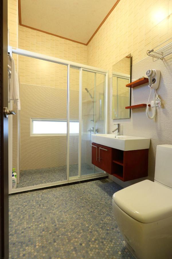 Quadruple Room with Mountain View