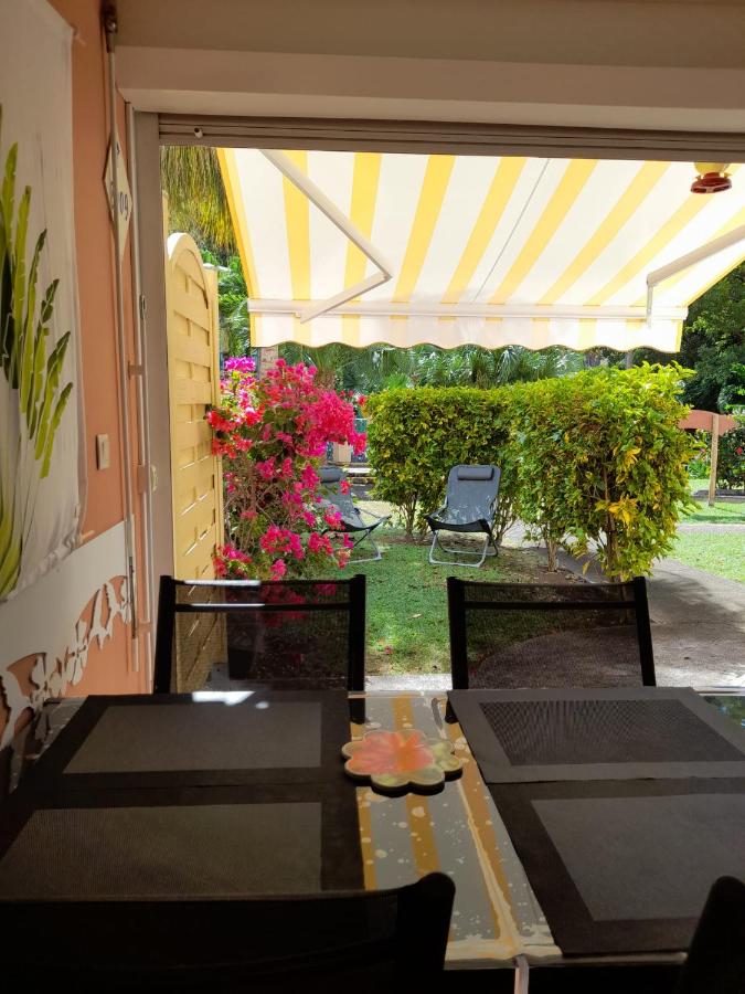 MANOU - B&B