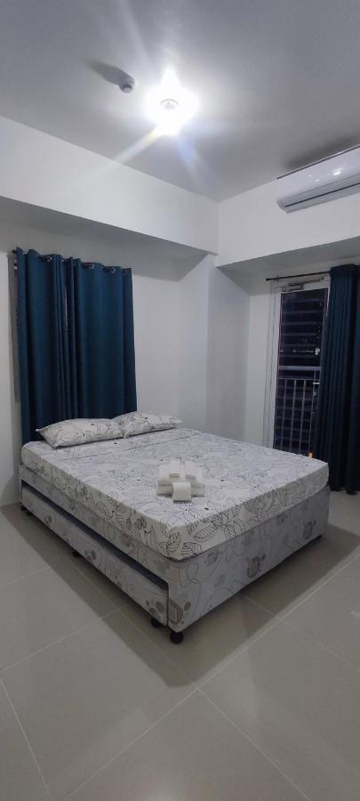 B&B Manille - Spacious 2BR in Jazz Residences Netflix 100Mbps - Bed and Breakfast Manille