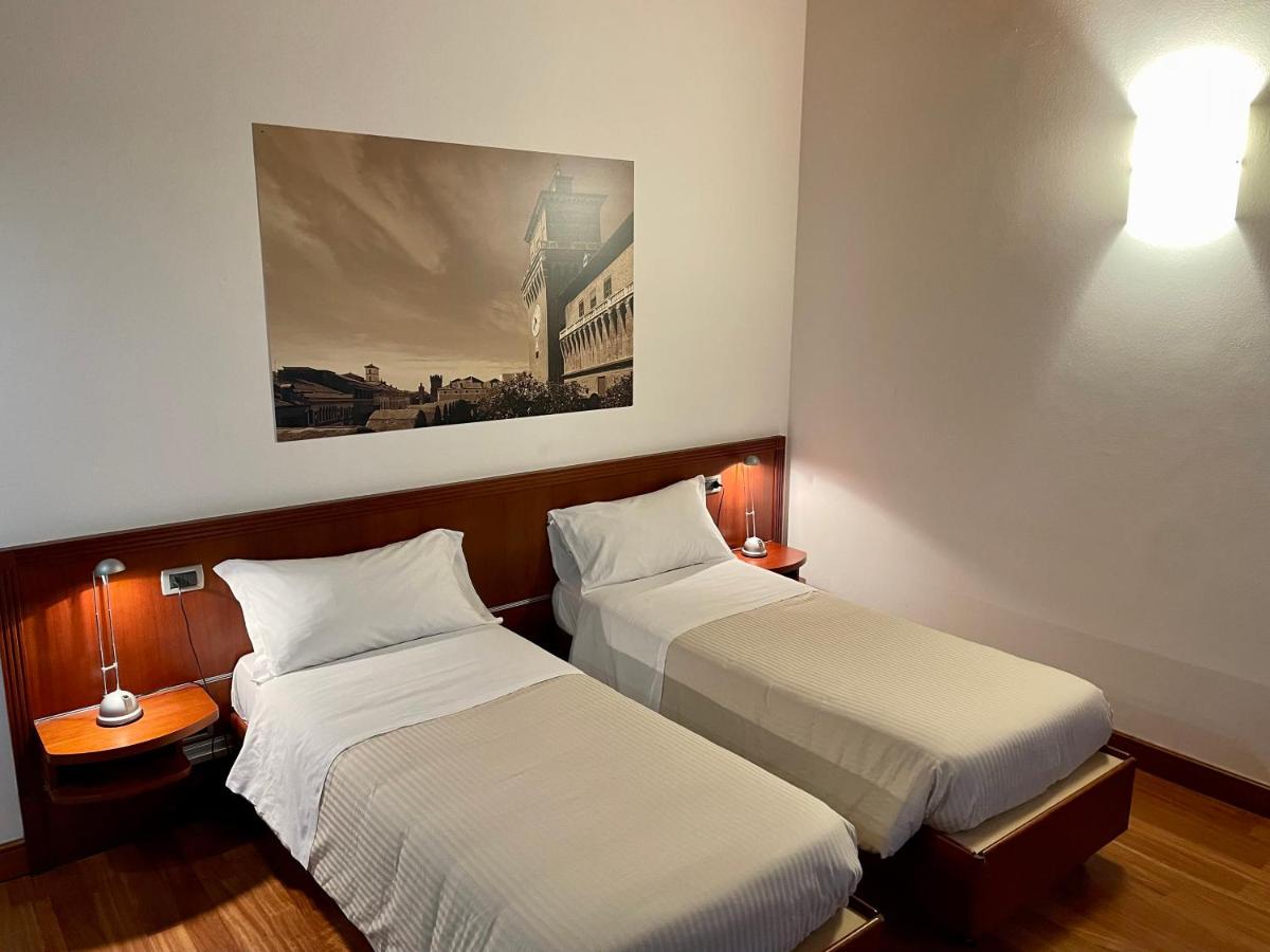 Twin Room with Private Bathroom
