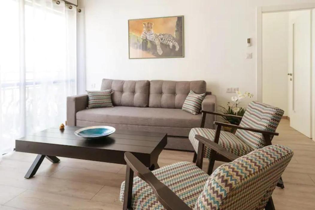perfect location 3 bedrooms - B&B Tel Aviv