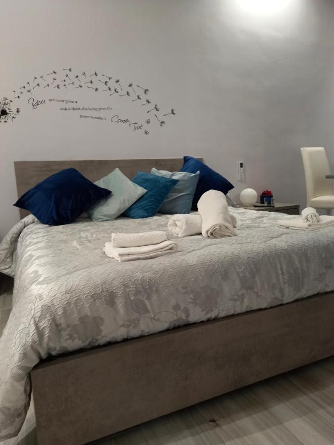 Doppel- oder Zweibettzimmer