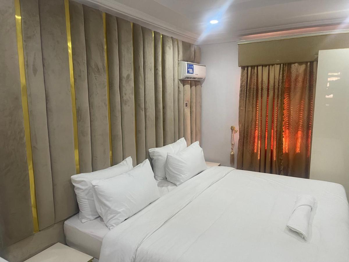 White Gold Hotel