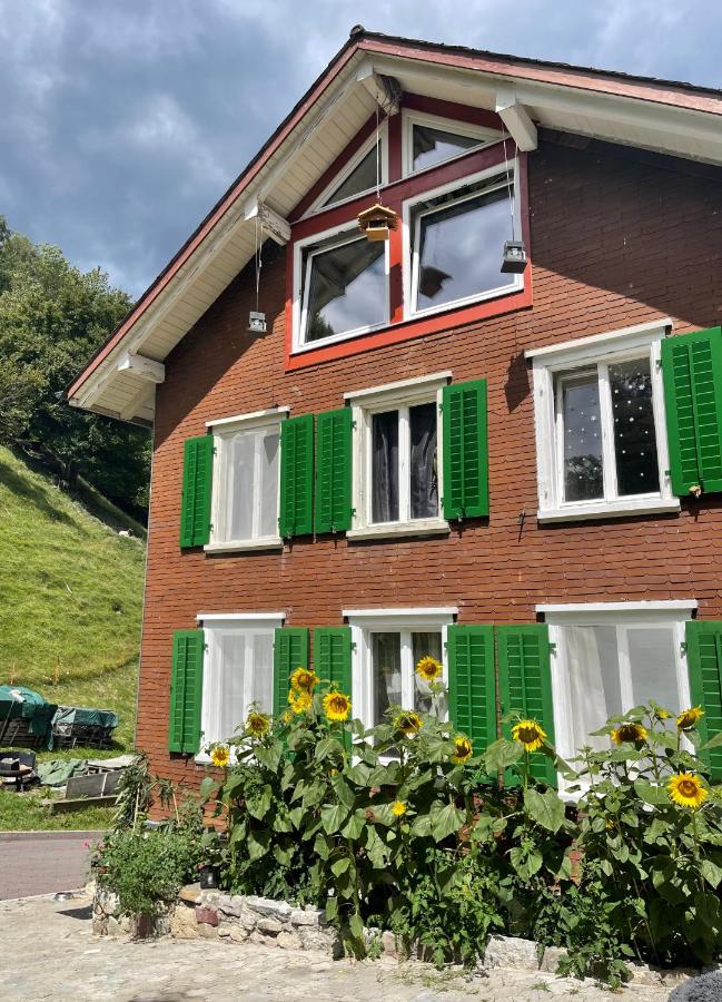 B&B Sevelen SG - Private Room in an old Farmhouse near Vaduz - Bed and Breakfast Sevelen SG