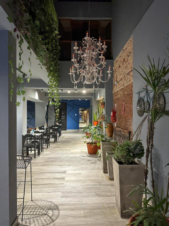 Hotel ICONICO JUJUY Centro Desayuno incluido - B&B