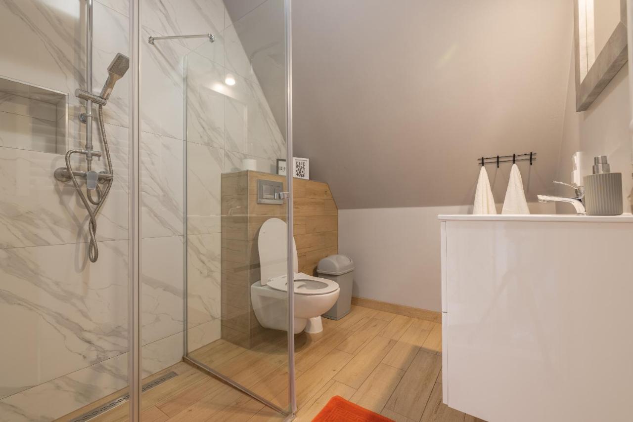 Familienzimmer mit Bergblick