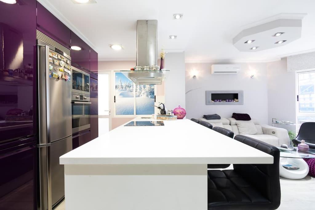 Lujoso piso LOVE Marin - B&B Marín