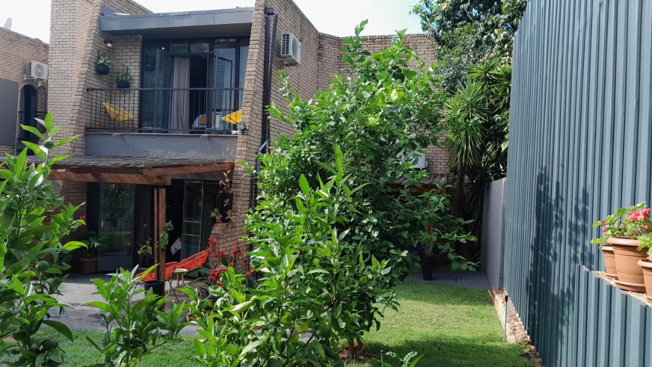 Deluxe Doppel-/Zweibettzimmer mit Balkon