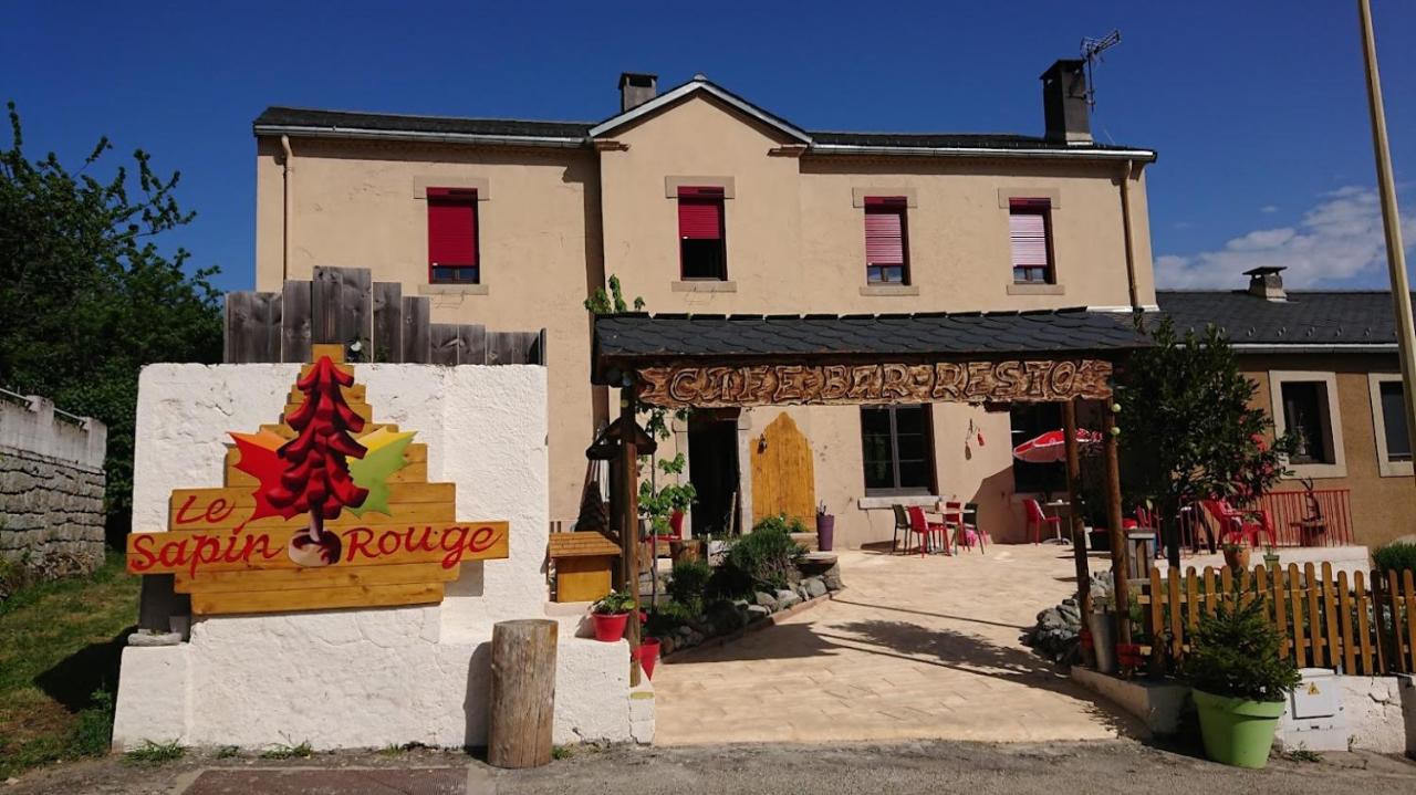 Le sapin rouge - Restaurant - bar - chambres d'hôtes - Chambres d’hôtes