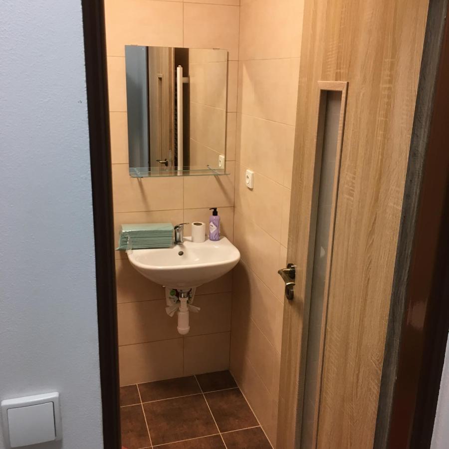 Doppel-/Zweibettzimmer mit eigenem Bad