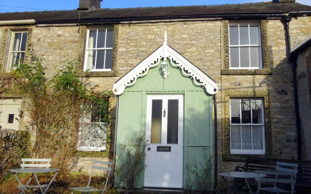 B&B Youlgreave - Cherry Cottage, Youlgrave Nr Bakewell - Bed and Breakfast Youlgreave