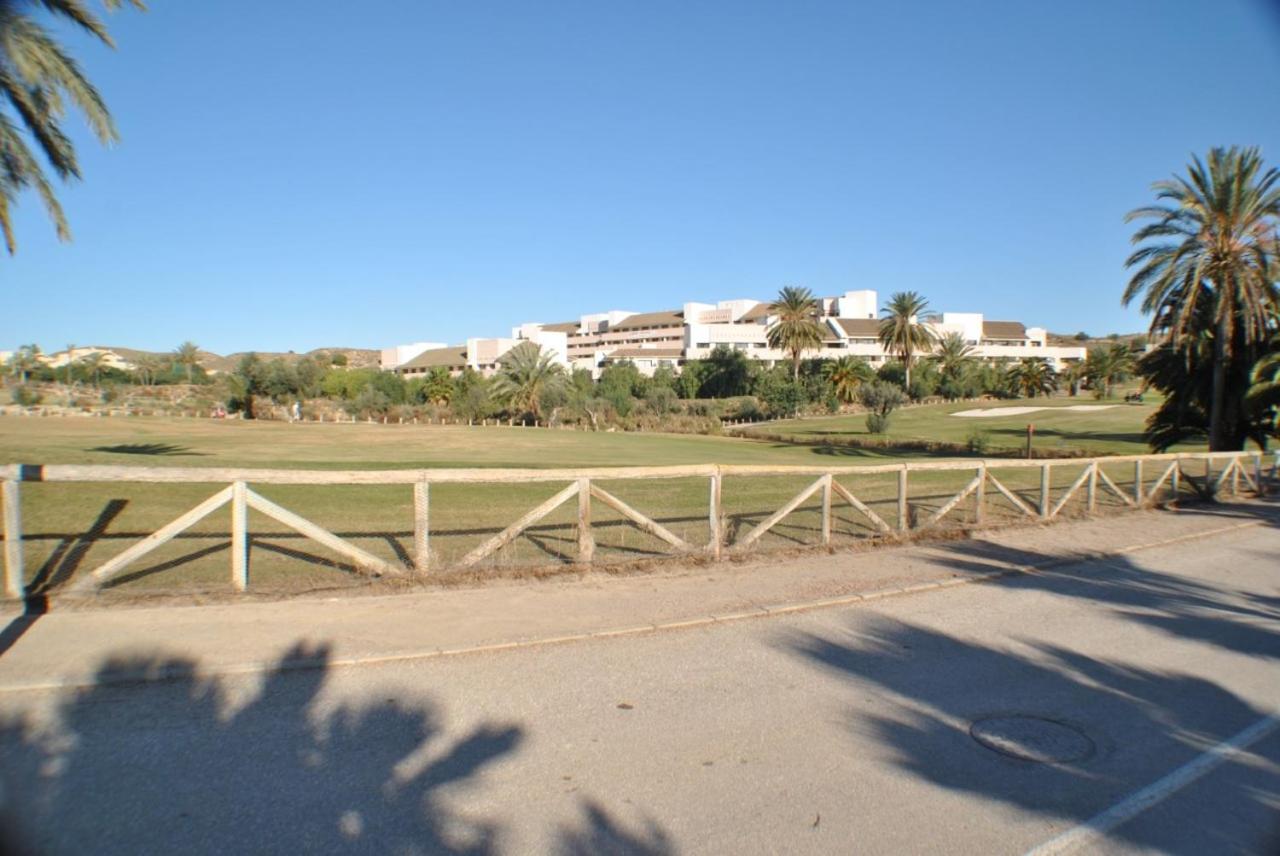 Apartamento Lujo A1 Golf Resort, Valle del este - Chambres d’hôtes