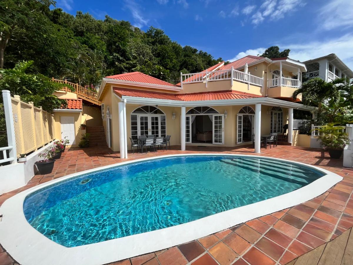 B&B Bois d’Orange - Stunning 4-Bed Villa in Gros Islet St Lucia - Bed and Breakfast Bois d’Orange