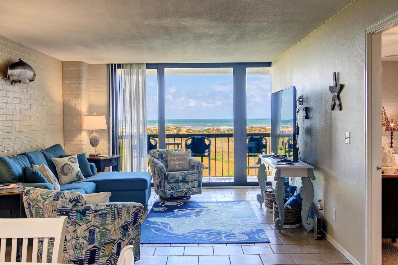B&B Port Aransas - Breath in the Ocean Air and Enjoy Ocean Views in This 3 Bedroom 3 Bath - Bed and Breakfast Port Aransas
