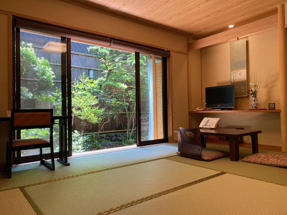Superior Twin Room with Garden View