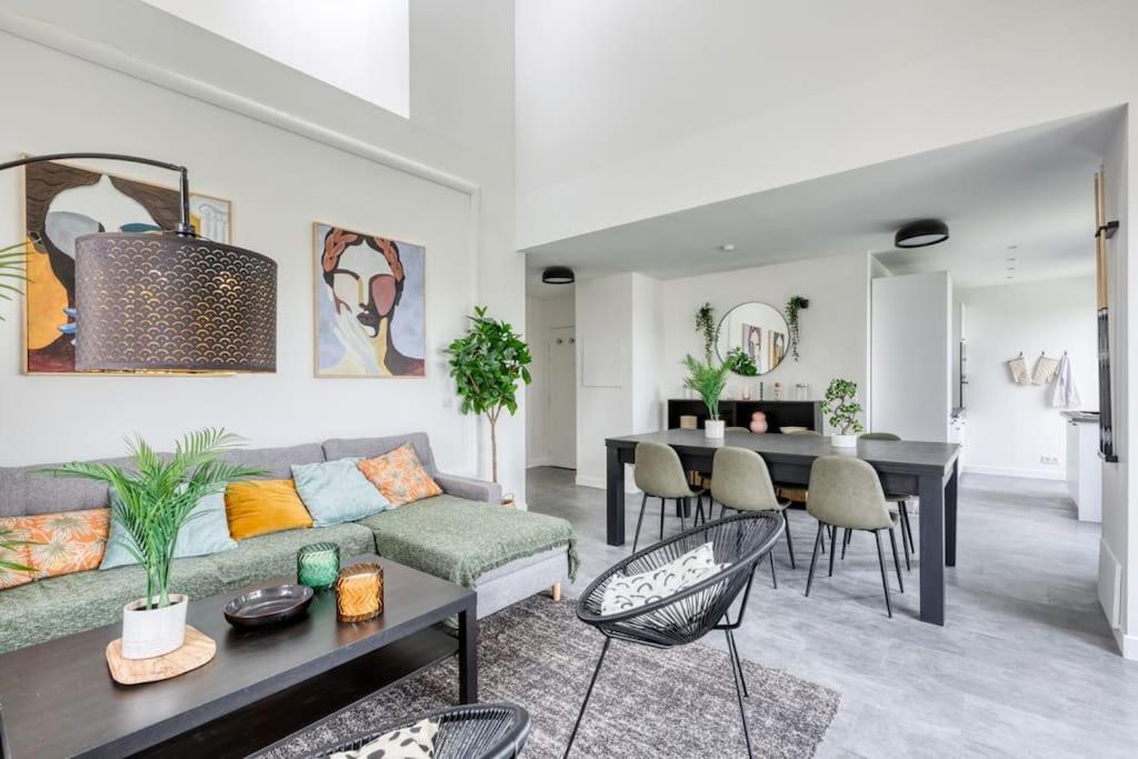 Premium Flat 6 People with billard and Terrace Stade de France - B&B