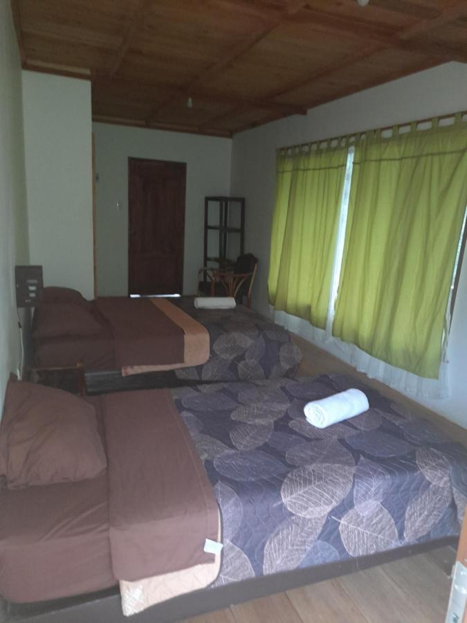 Twin Room with Shower