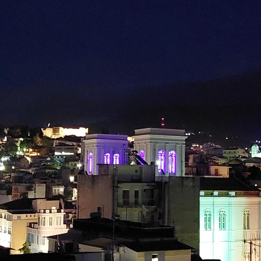 Urban Penthouse - Chambres d’hôtes Patras