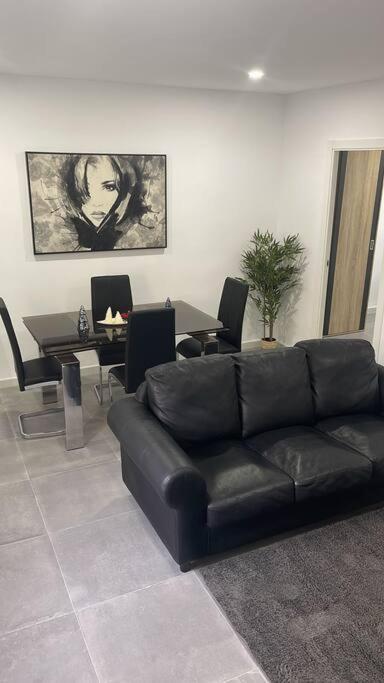 Confortable adosado en Elche - Ferienwohnung