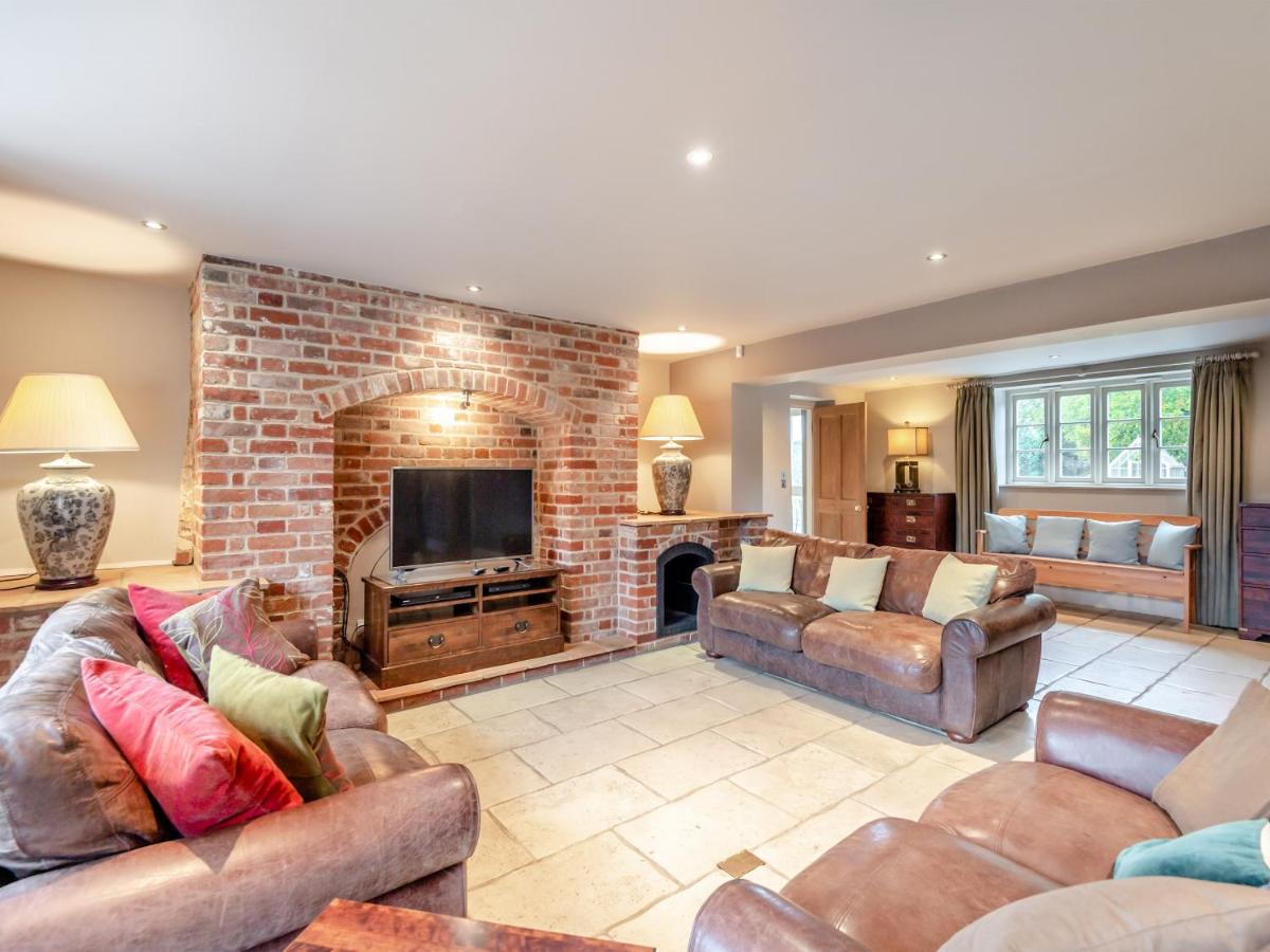 B&B Sculthorpe - The Grange Farmhouse - Bed and Breakfast Sculthorpe