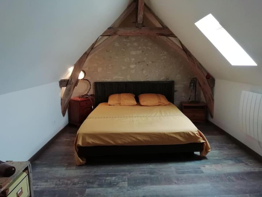 Charmante maison de village en Val de Loire - Chambres d'hôtes Rivarennes