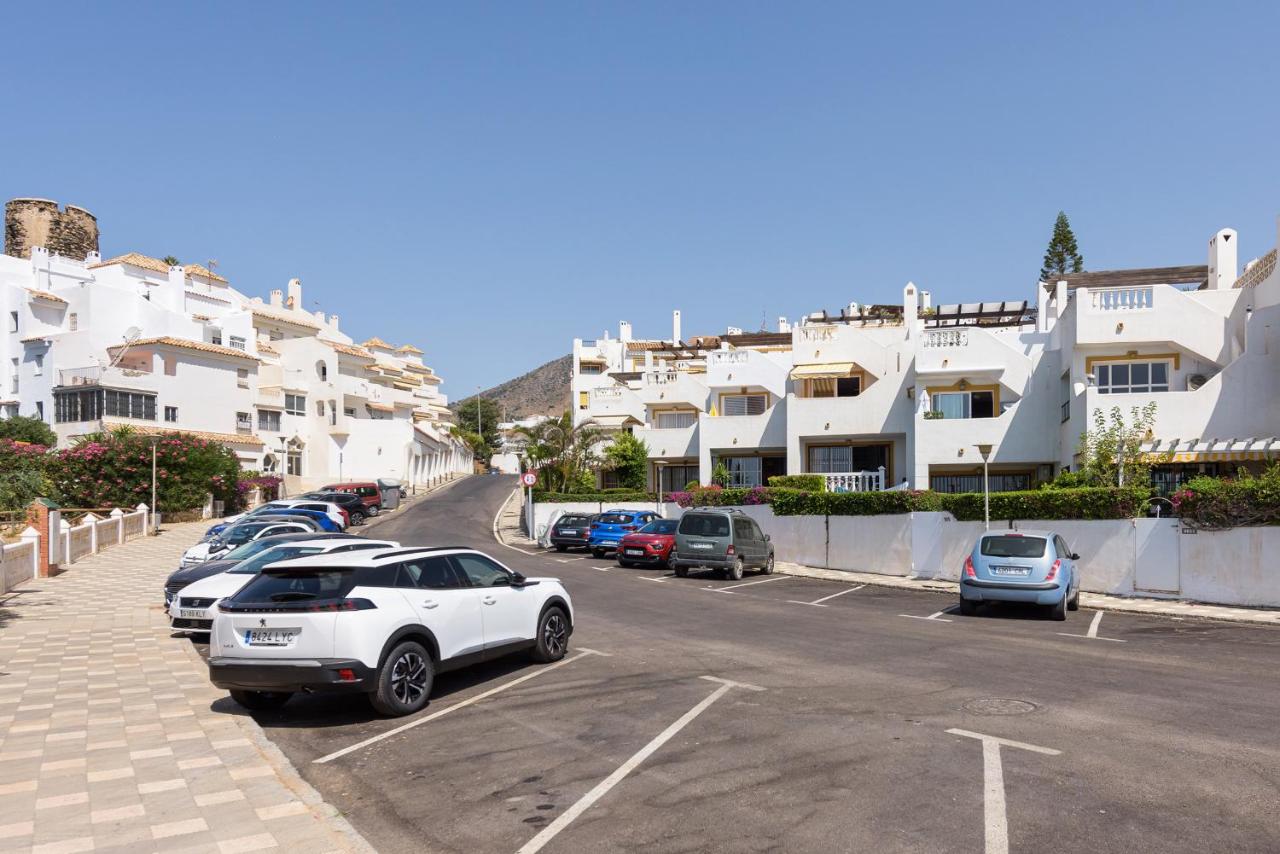 UrbanChicMalaga Sea View All Year Pool 10m from Beach and Shops in Torremuelle - B&B