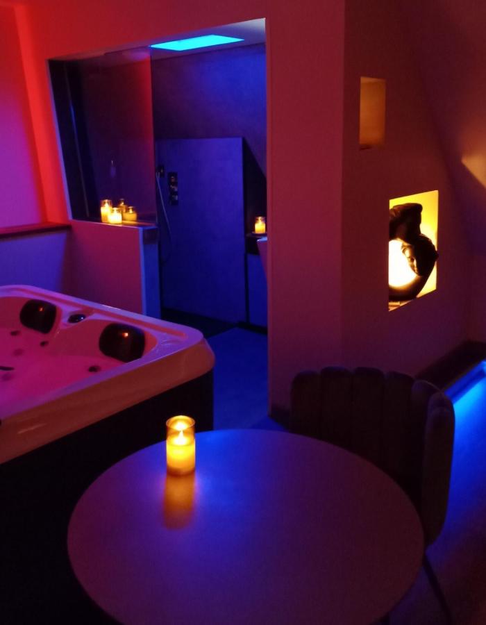 Double Room with Spa Bath