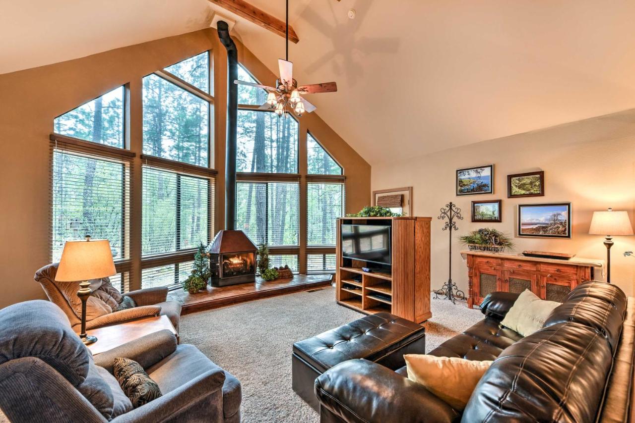 Relax Fireside! Peaceful Forest Haven in Prescott - B&B Prescott