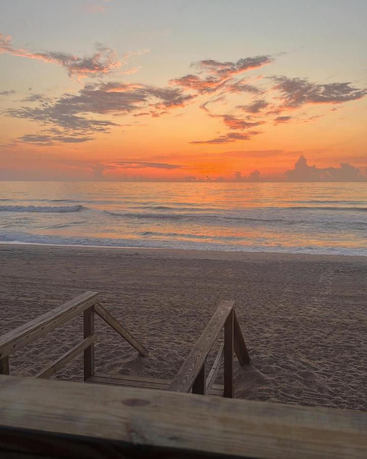 Spacious Oceanfront Home Close to TPC and St Augustine - Immediate Availability - Ferienwohnung
