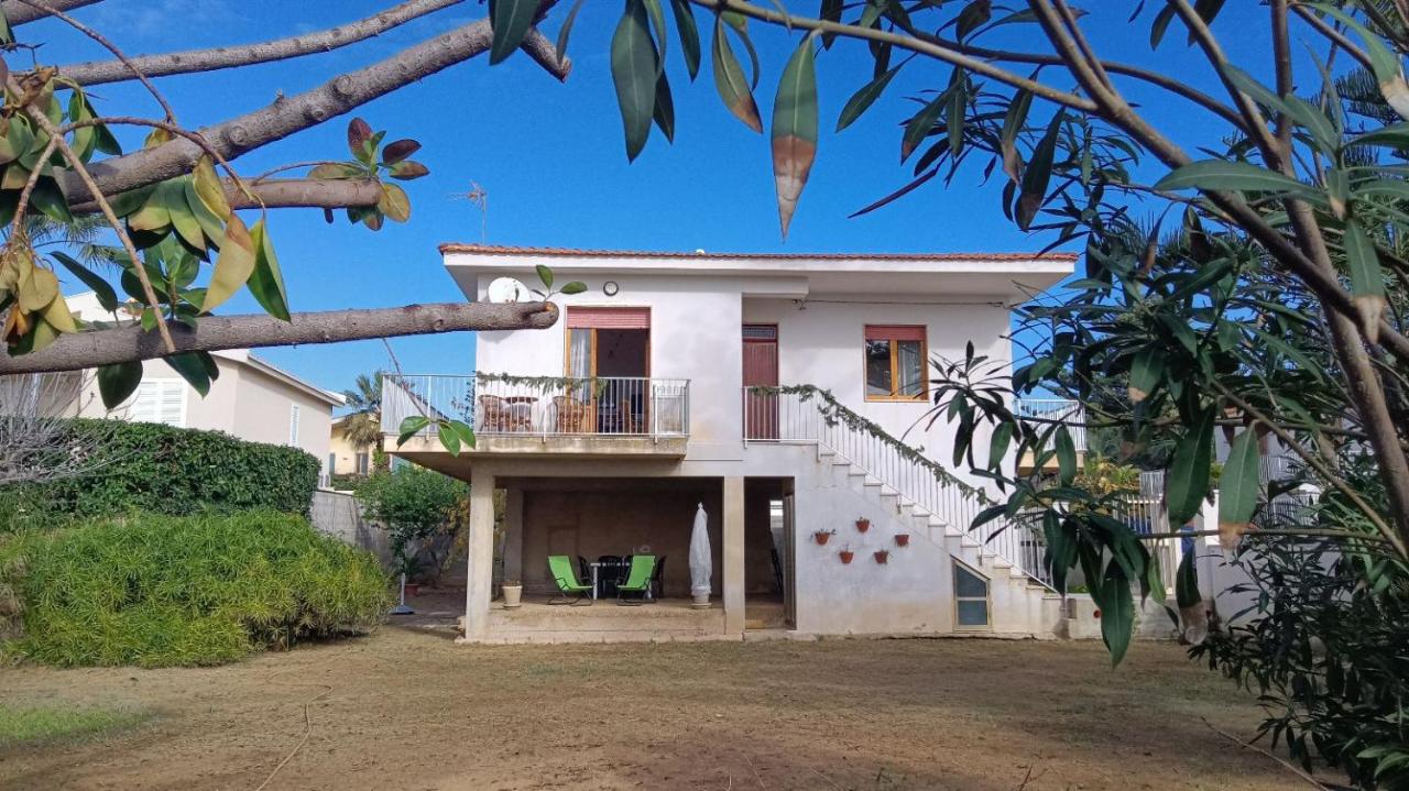 Casa Panarea - Villetta indipendente sul mare - B&B