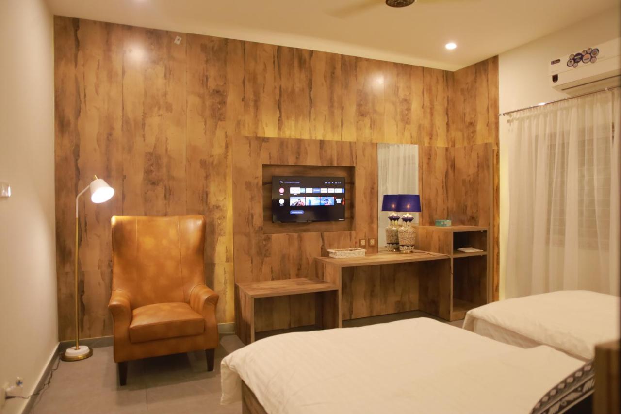 Sunset BnB - Bed and Breakfast Karachi