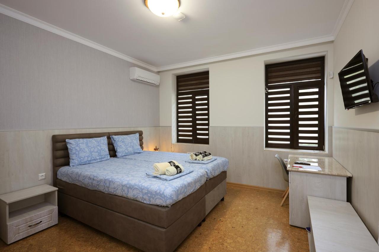 Grande Chambre Double ou Lits Jumeaux