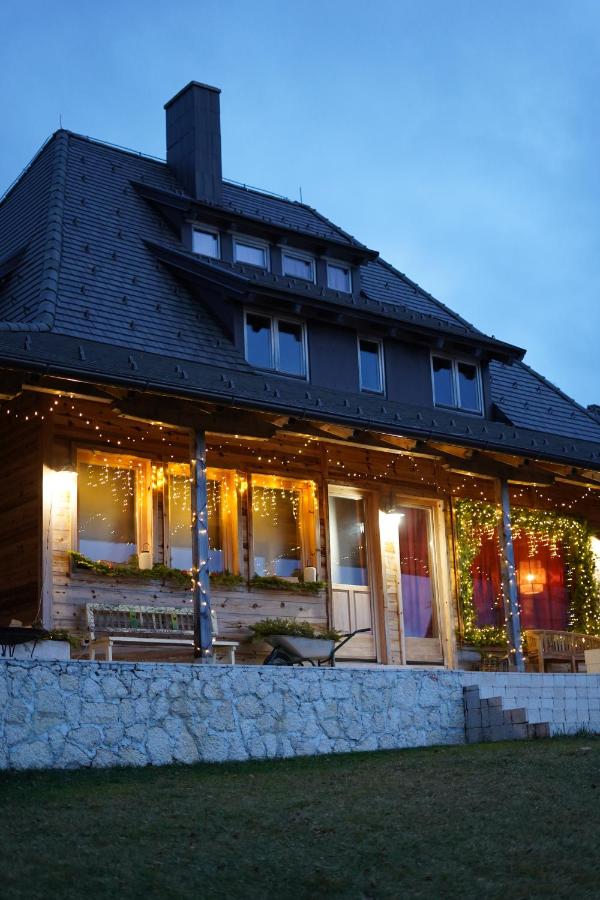 Konak 1400 Tara - Chambres d’hôtes Mokra Gora