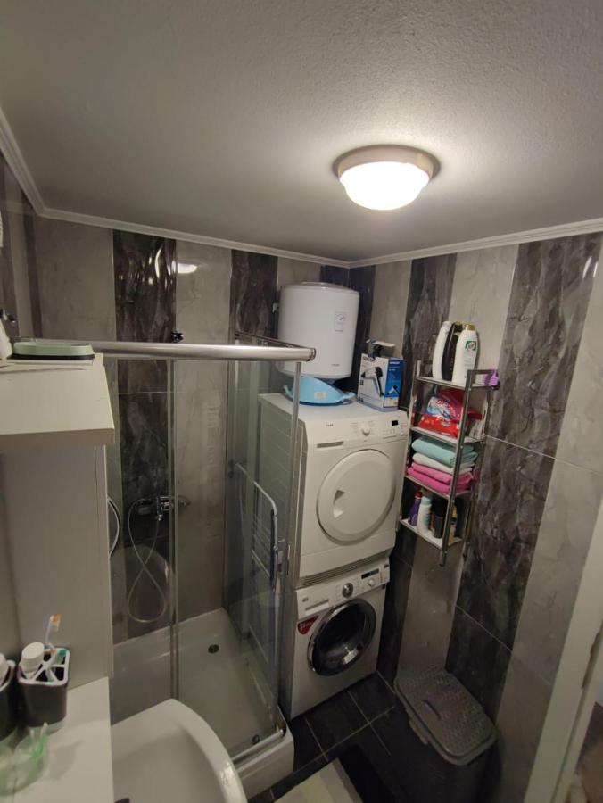 Stan na dan Apartman KRISFIL Prnjavor - B&B