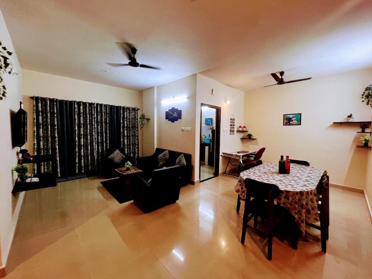 B&B Manipal - Spacious 2BHK haven in the midst of greenery - Bed and Breakfast Manipal