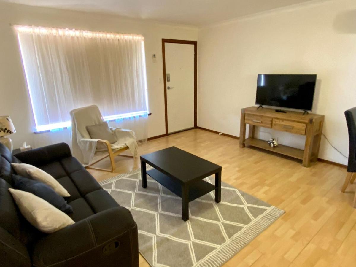 Forrest Holiday Unit Bunbury - Chambres d'hôtes Glen Iris