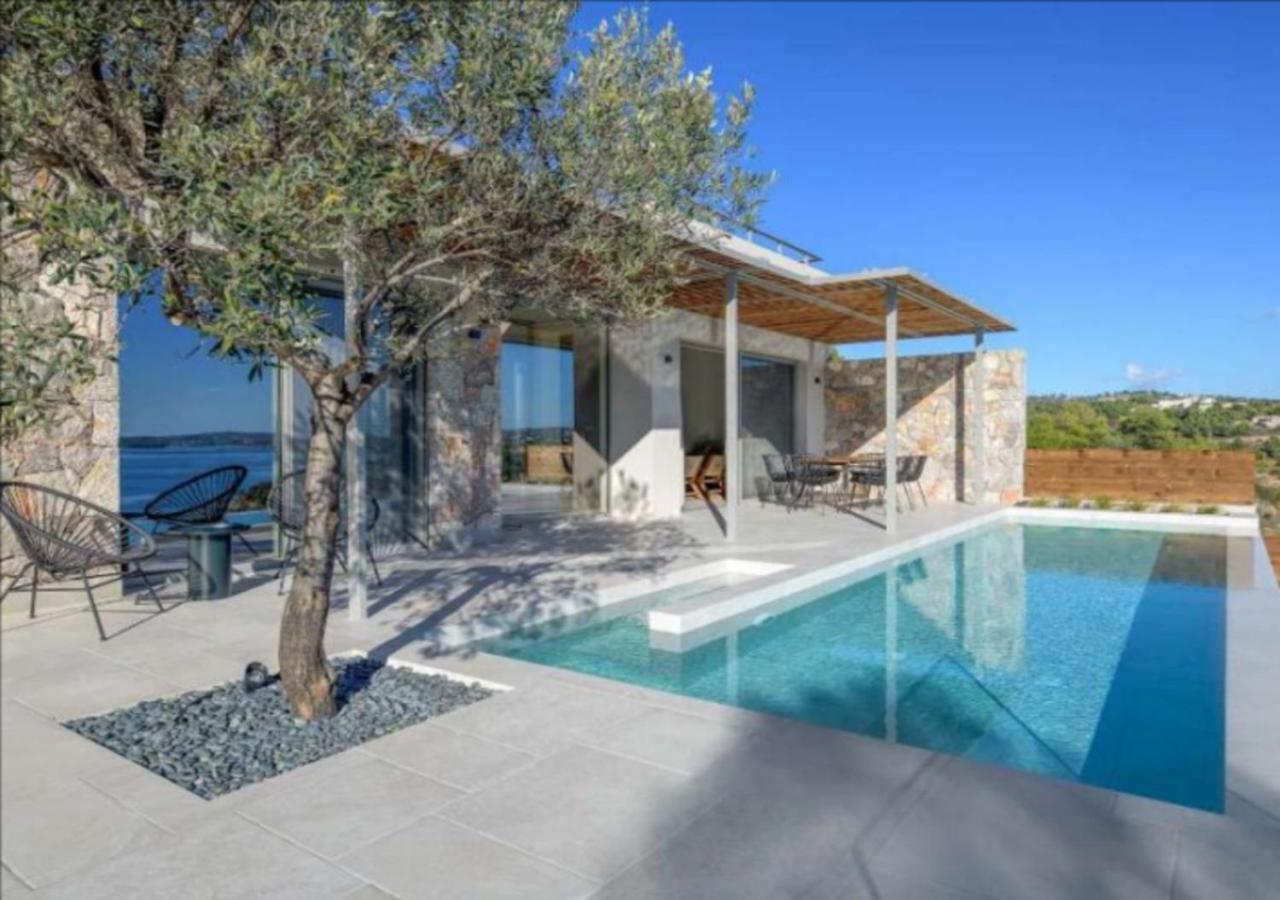 Villa Alliopi ein Blick für die Sinne - B&B Kranídi