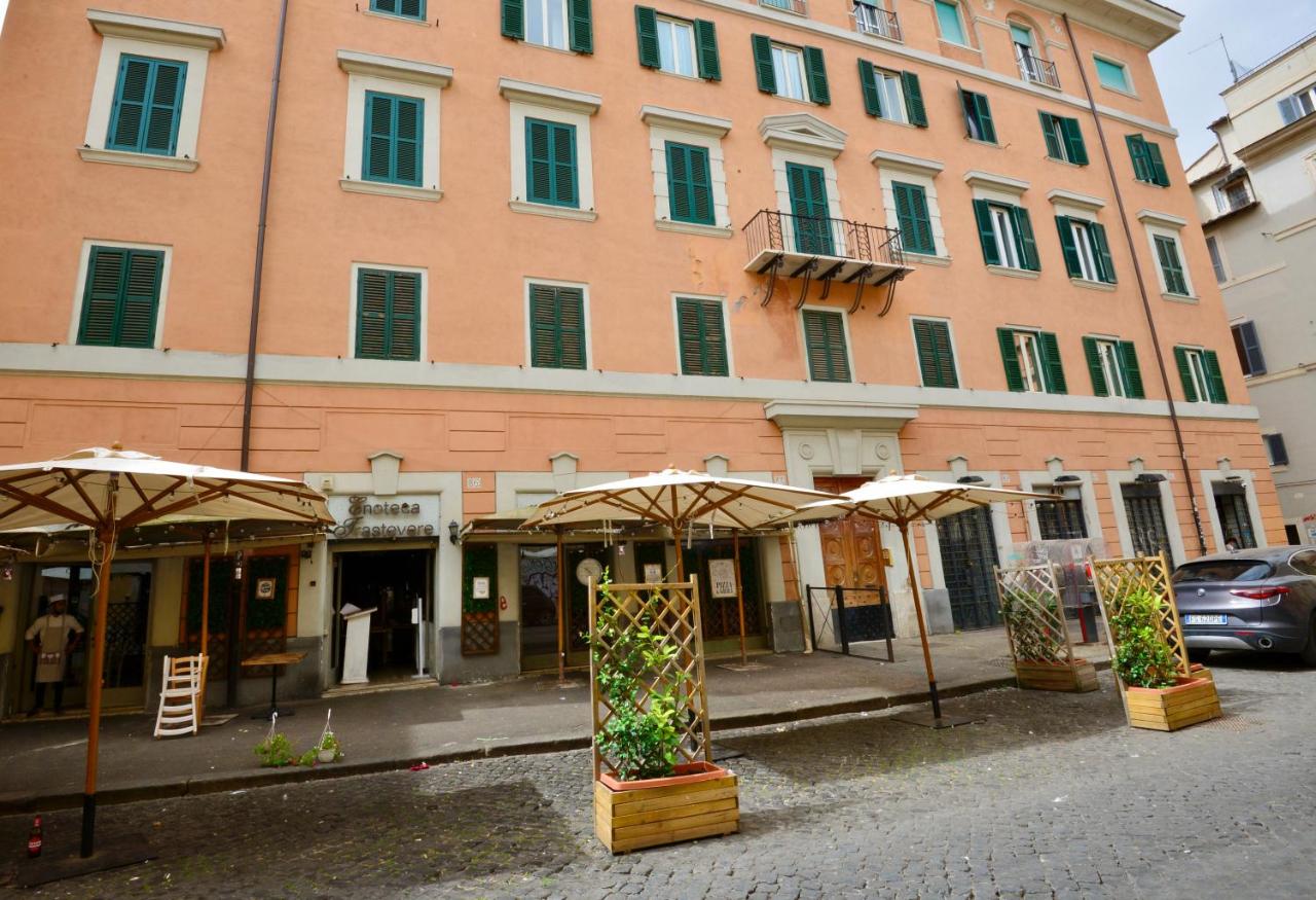 Intra' Residenza in Trastevere - B&B