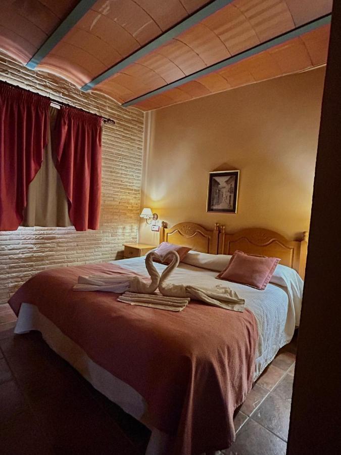 B&B Olocau del Rey - Hostal meson del rey - Bed and Breakfast Olocau del Rey