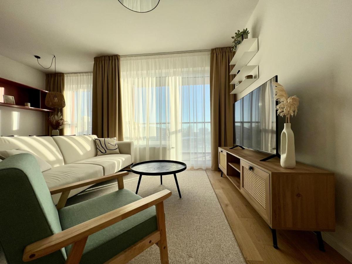 Klingerka brand new 1-bedroom apartment free parking - Chambres d'hôtes Čunovo