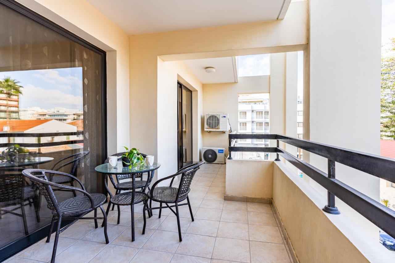 Freya 1-Bedroom Apartment in Larnaca - B&B Larnaka