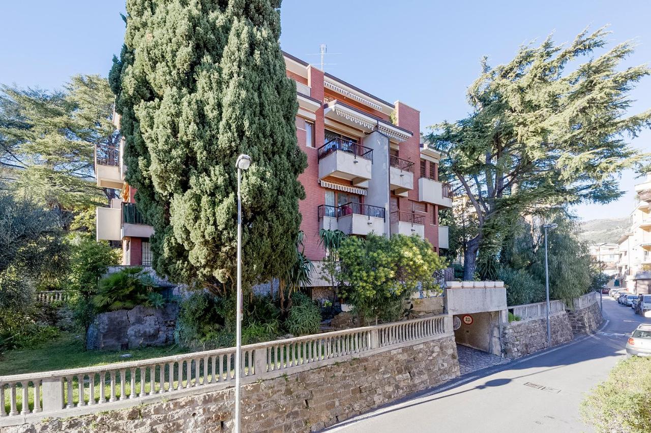 Portosole Attic - with Terrace and Private Parking - B&B