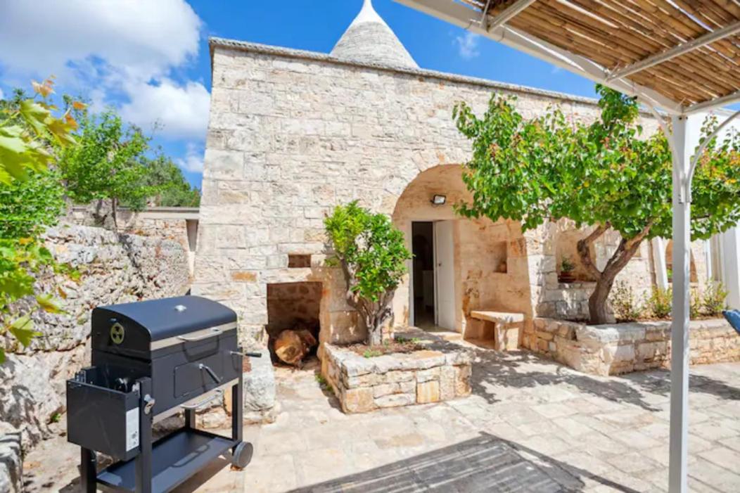 Eremo Sant'Antonio - Villa & Trullo with Pool, Terrace and Parking - B&B