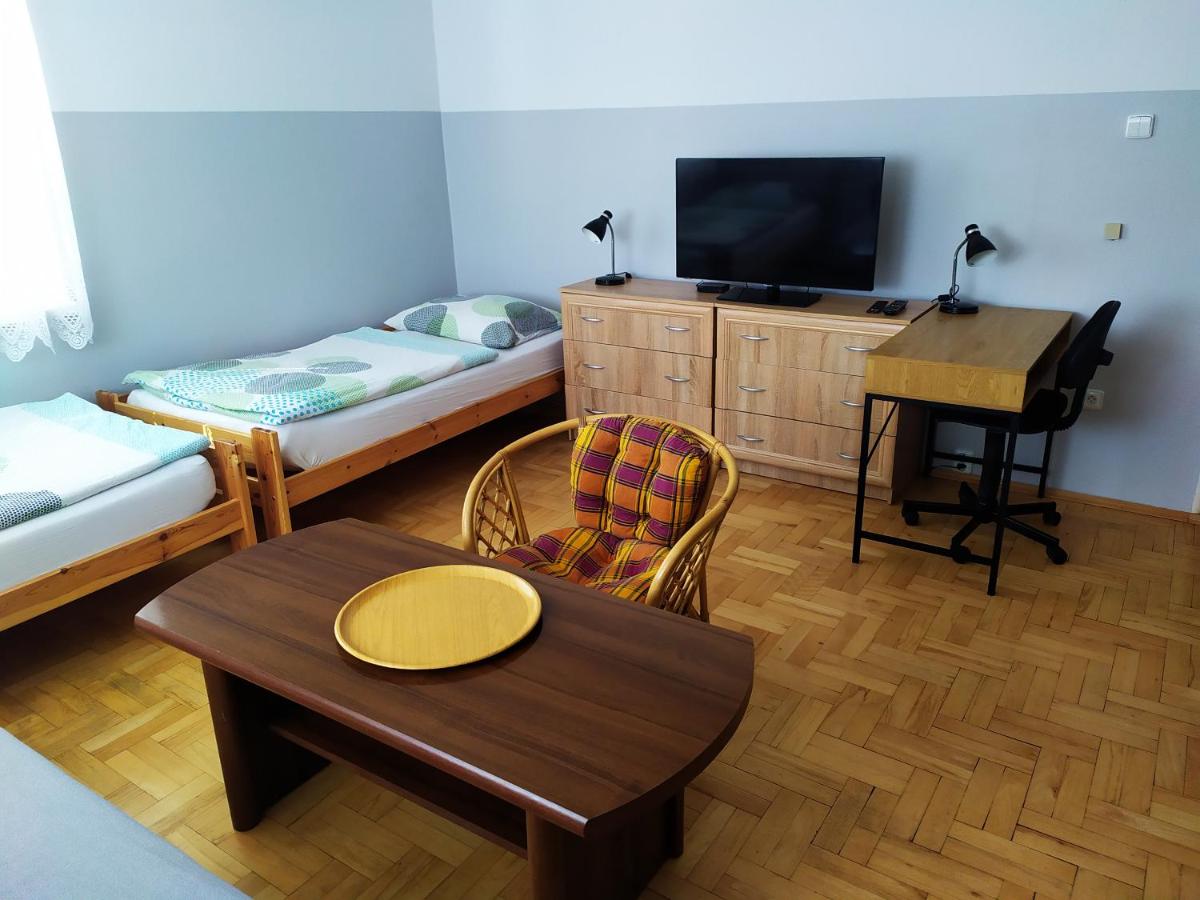 Camera Tripla con Bagno in Comune