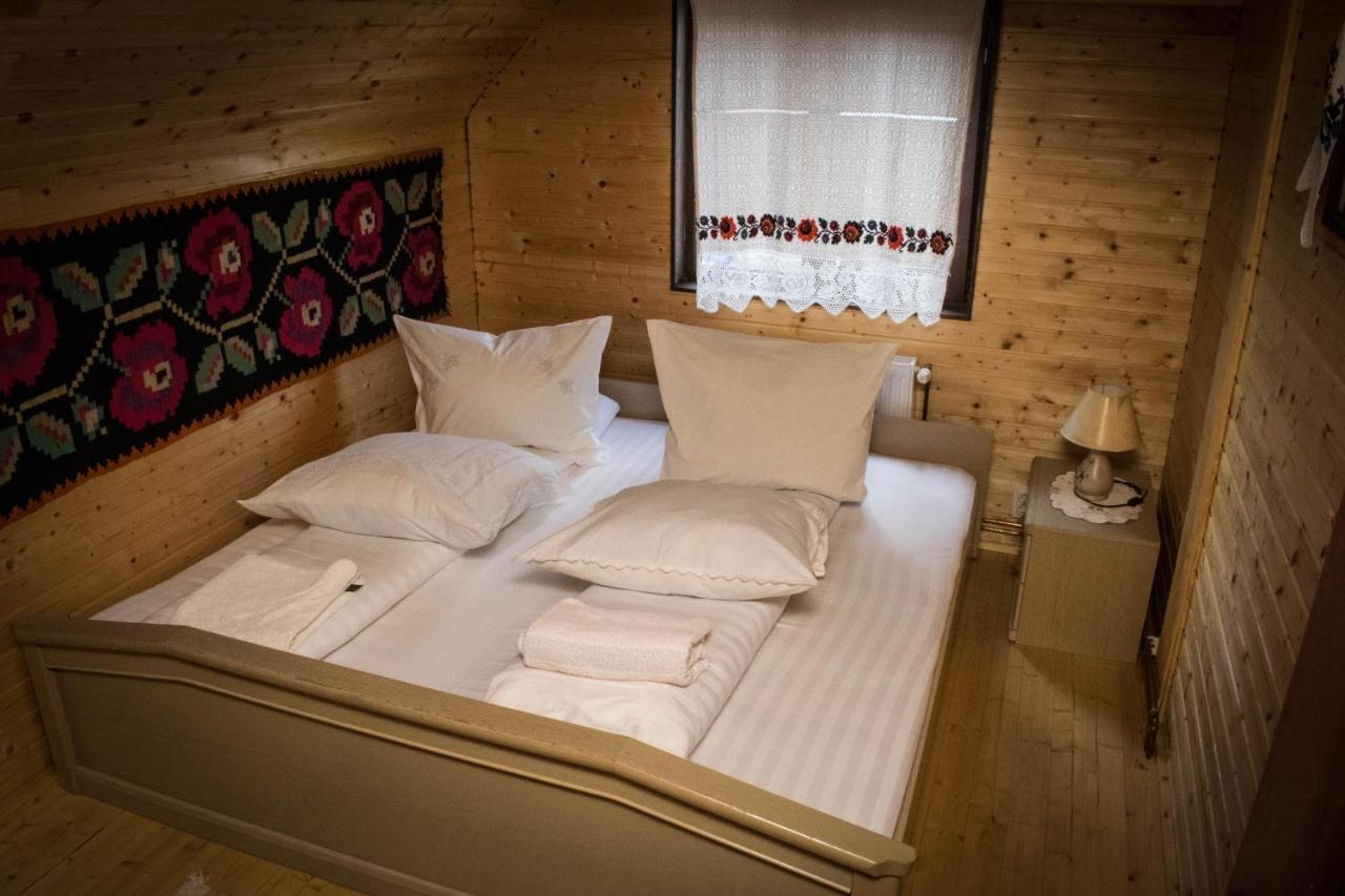 Deluxe Kamer (2 Volwassenen + 1 Kind)